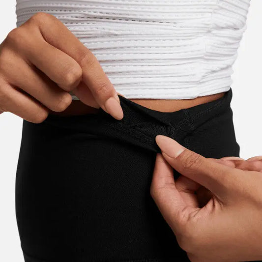 Nike Women's Court Dri-FIT Advantage No-Sew Tight Nike