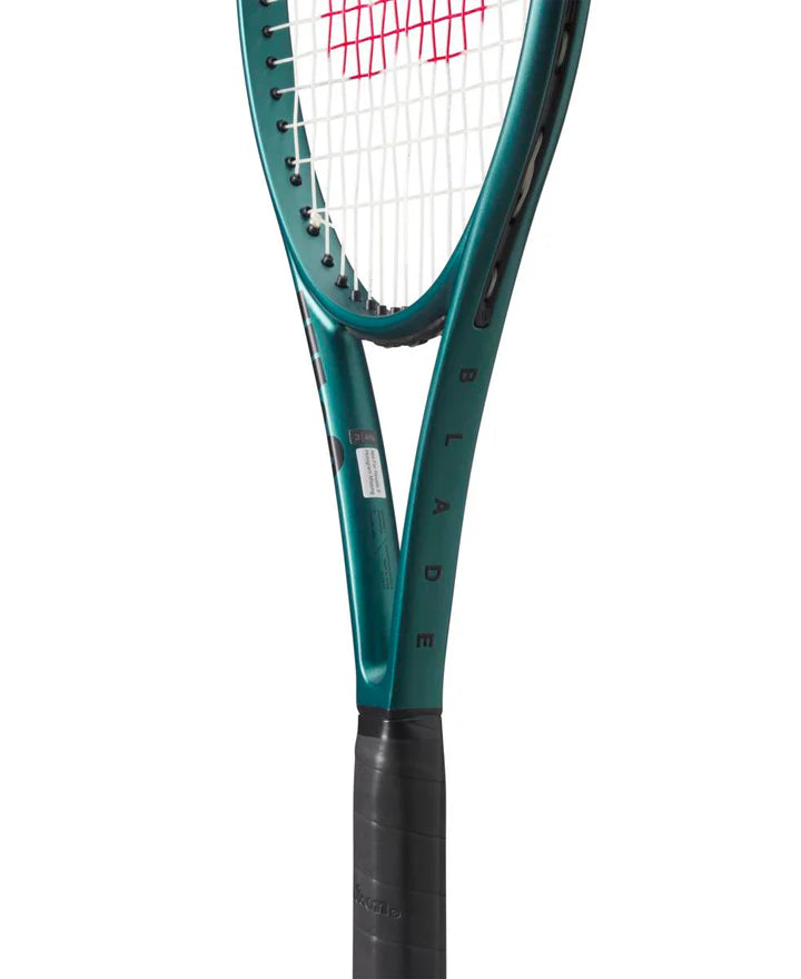 Wilson Blade 100 v9 Tennis Racquet