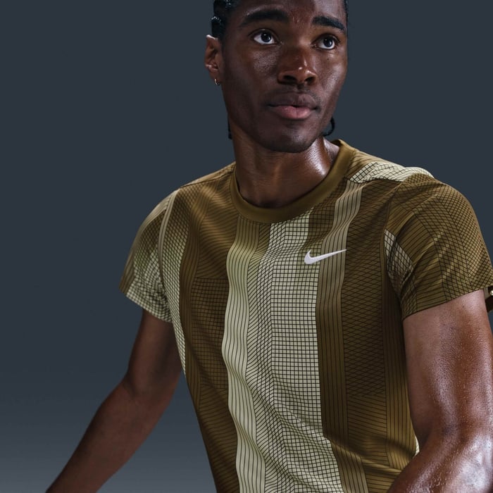 Nike NikeCourt Victory Men's Dri-FIT Tennis Top