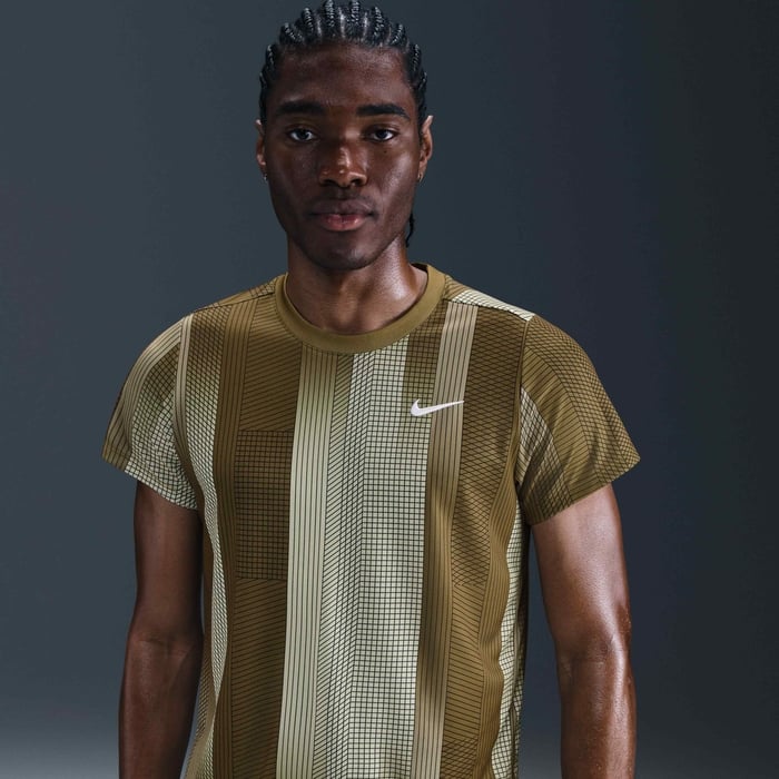 Nike NikeCourt Victory Men's Dri-FIT Tennis Top