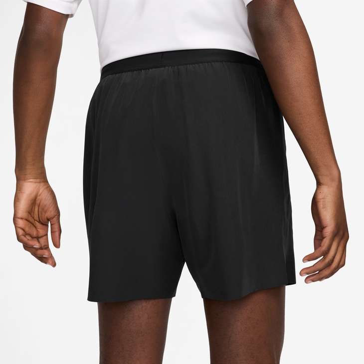 Short de tennis NikeCourt Advantage Dri-FIT 15 cm pour homme, noir/blanc
