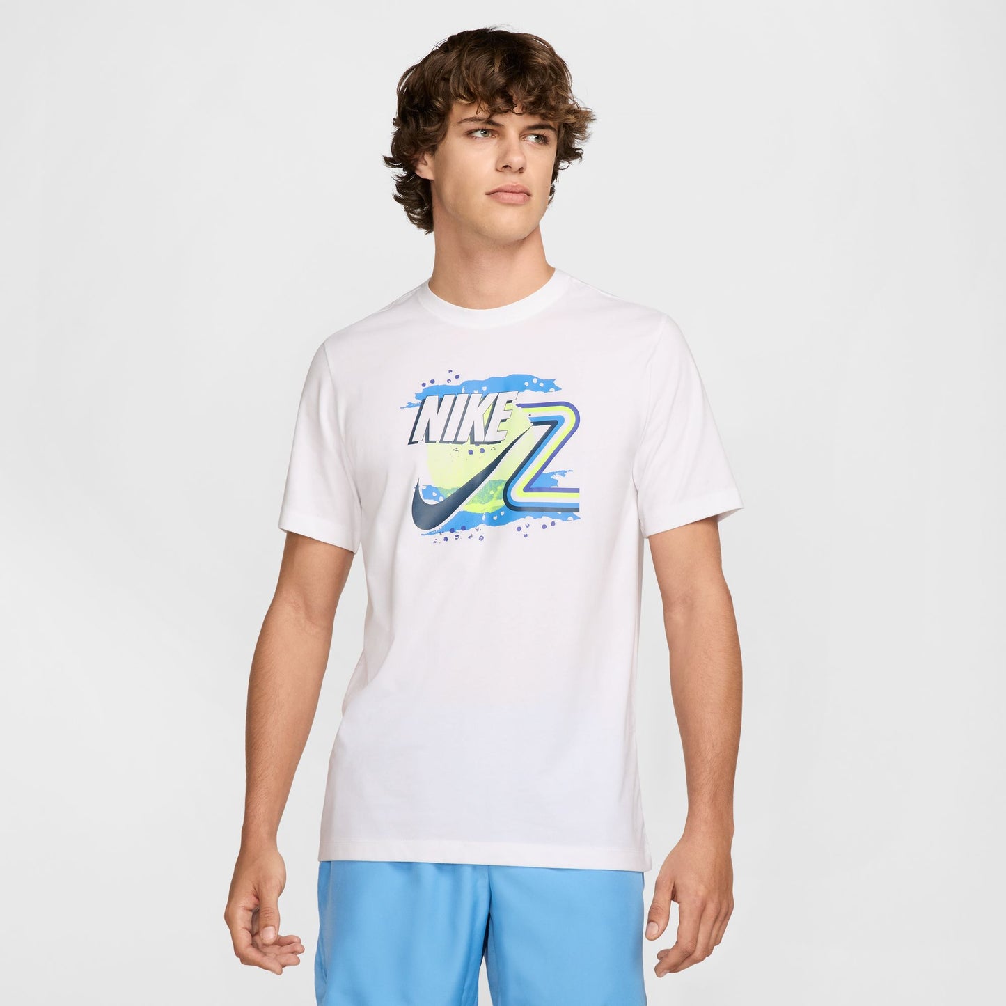 T-shirt de tennis NikeCourt Dri-FIT pour homme