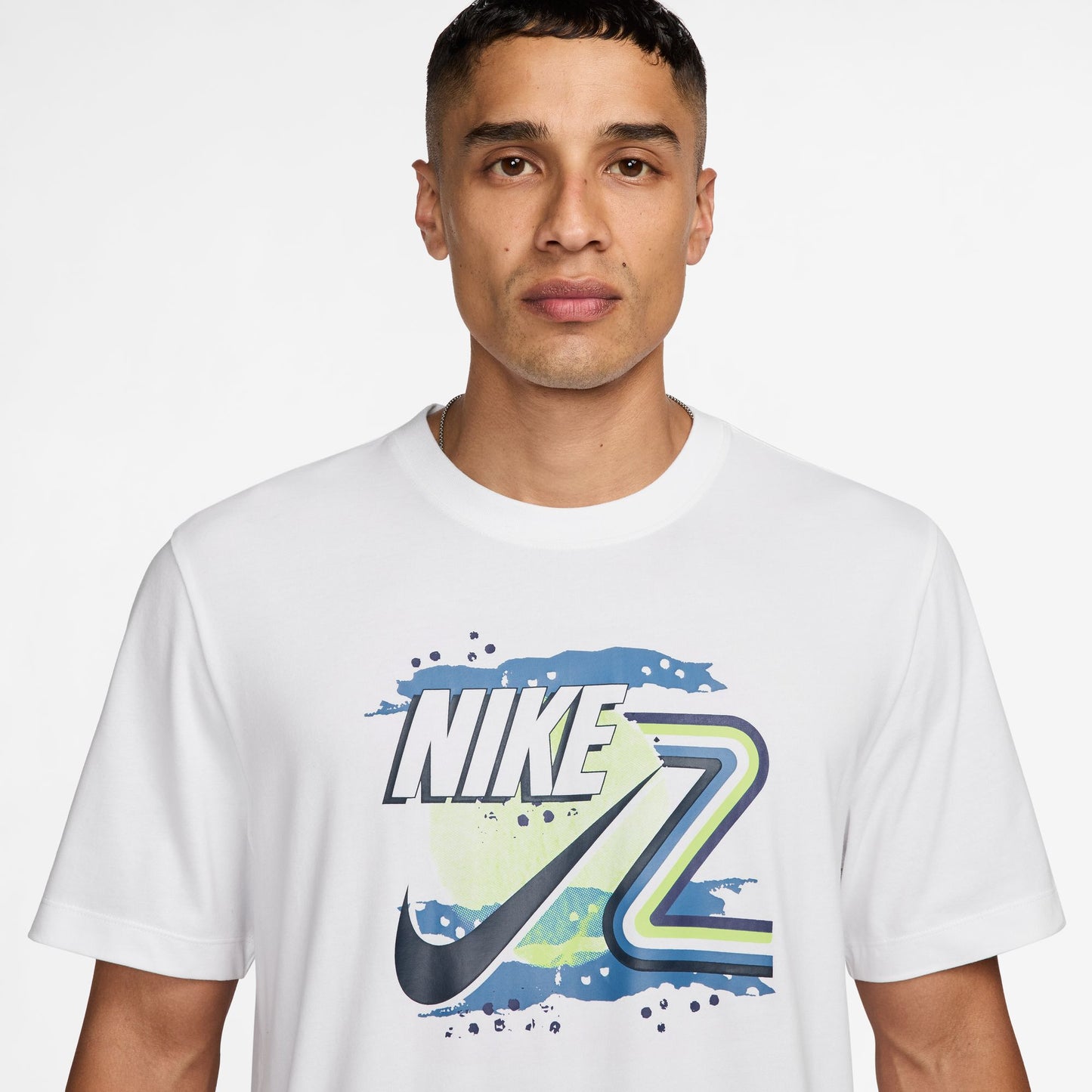 T-shirt de tennis NikeCourt Dri-FIT pour homme