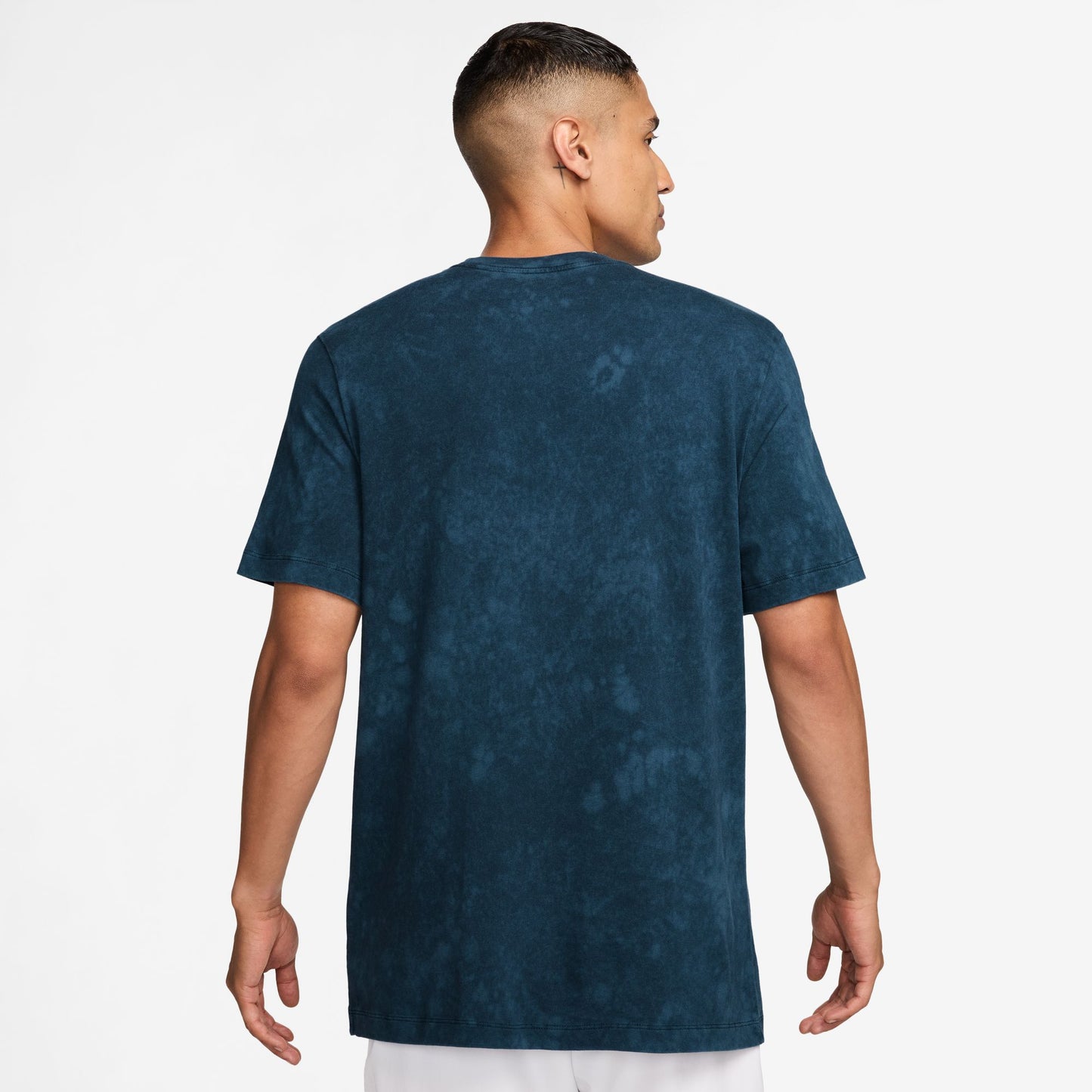 nikecourt mens tennis t-shirt