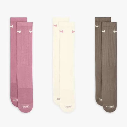 NIKE EVERYDAY PLUS CUSHIONED TRAINING CREW SOCKS (3 PAIRS) Nike