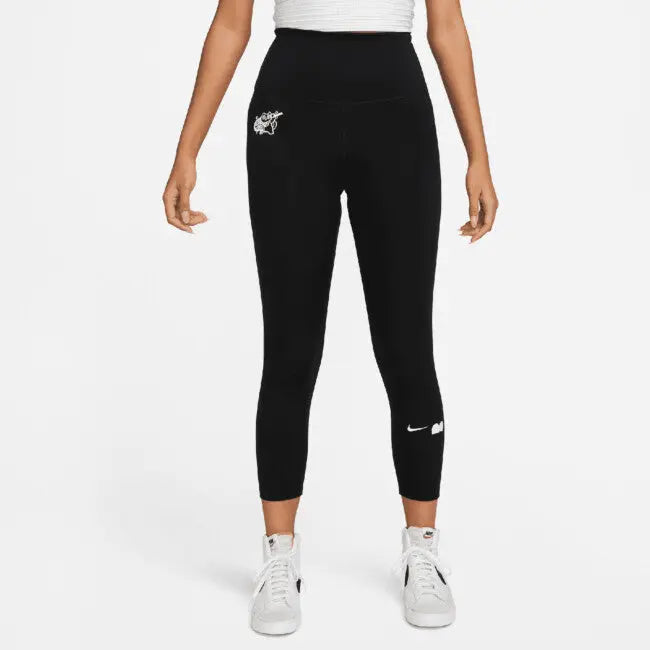 Nike Women's Court Dri-FIT Advantage No-Sew Tight Nike